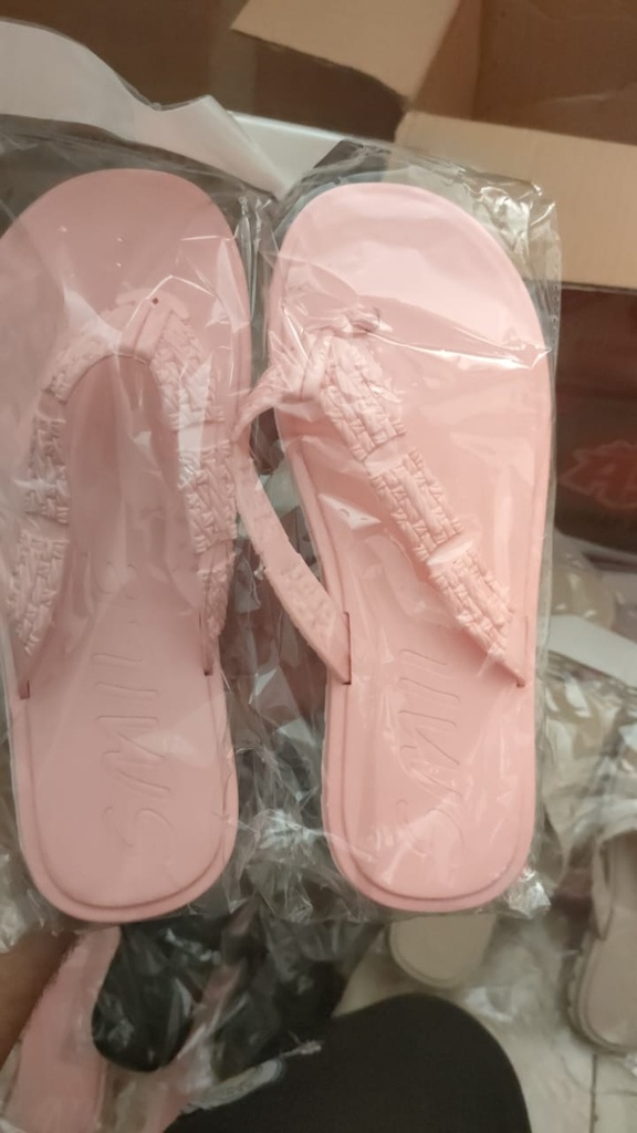 شبشب حريمى صابع نيلى كيمو